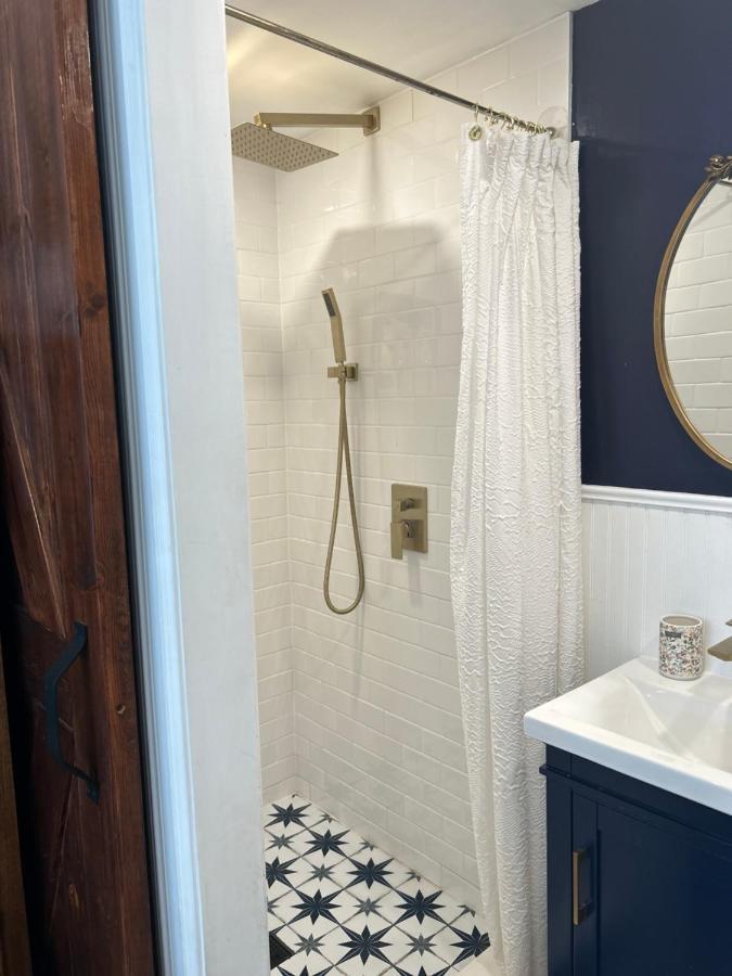 Adorable 1 Bedroom Cottage نيو يورك المظهر الخارجي الصورة